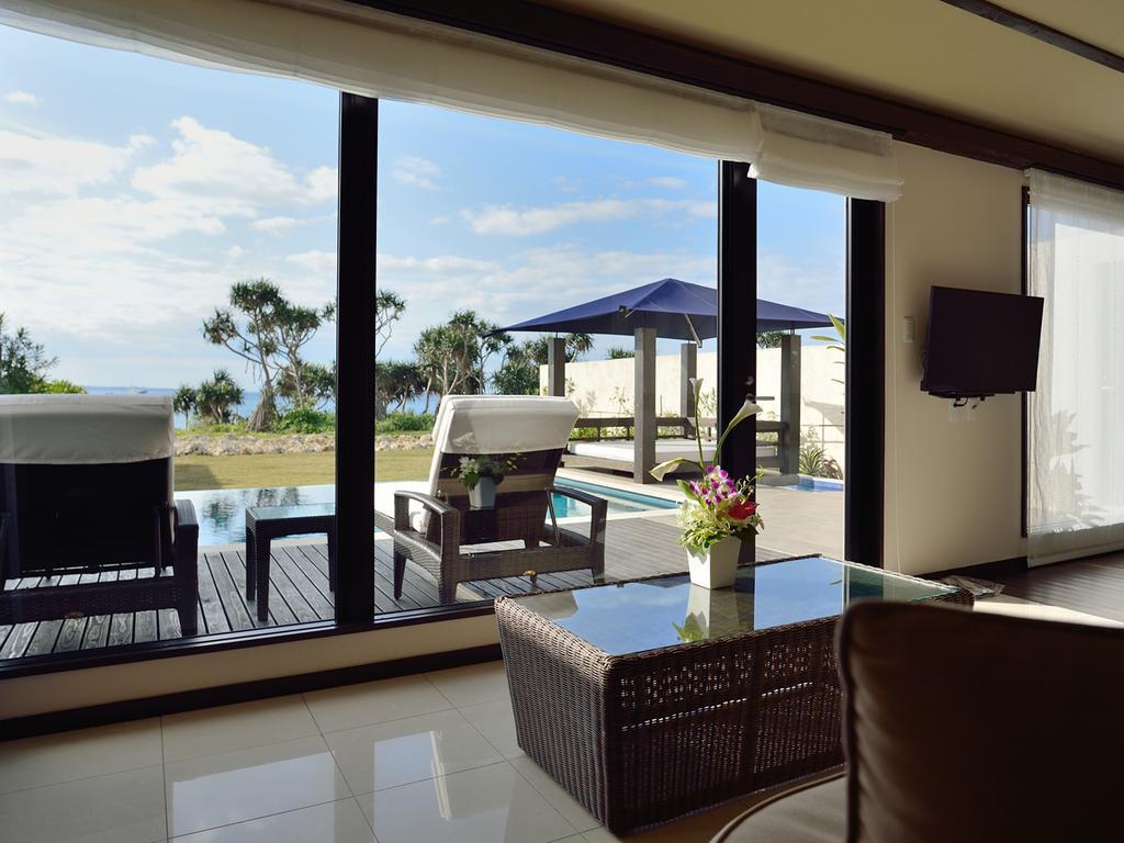 Konpeki The Villa All Suite Miyakojima  Buitenkant foto