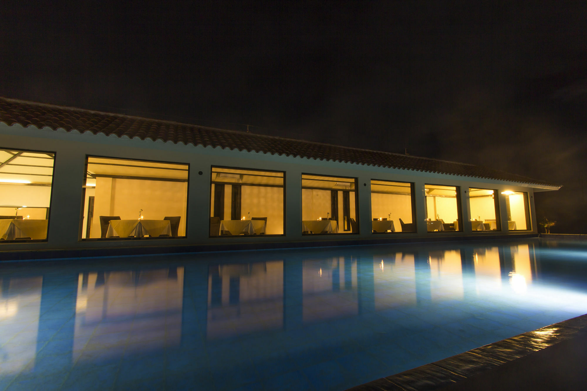 Konpeki The Villa All Suite Miyakojima  Buitenkant foto